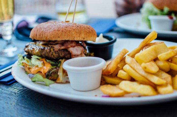 THE CONNECTION BETWEEN FAST FOOD AND GUT HEALTH